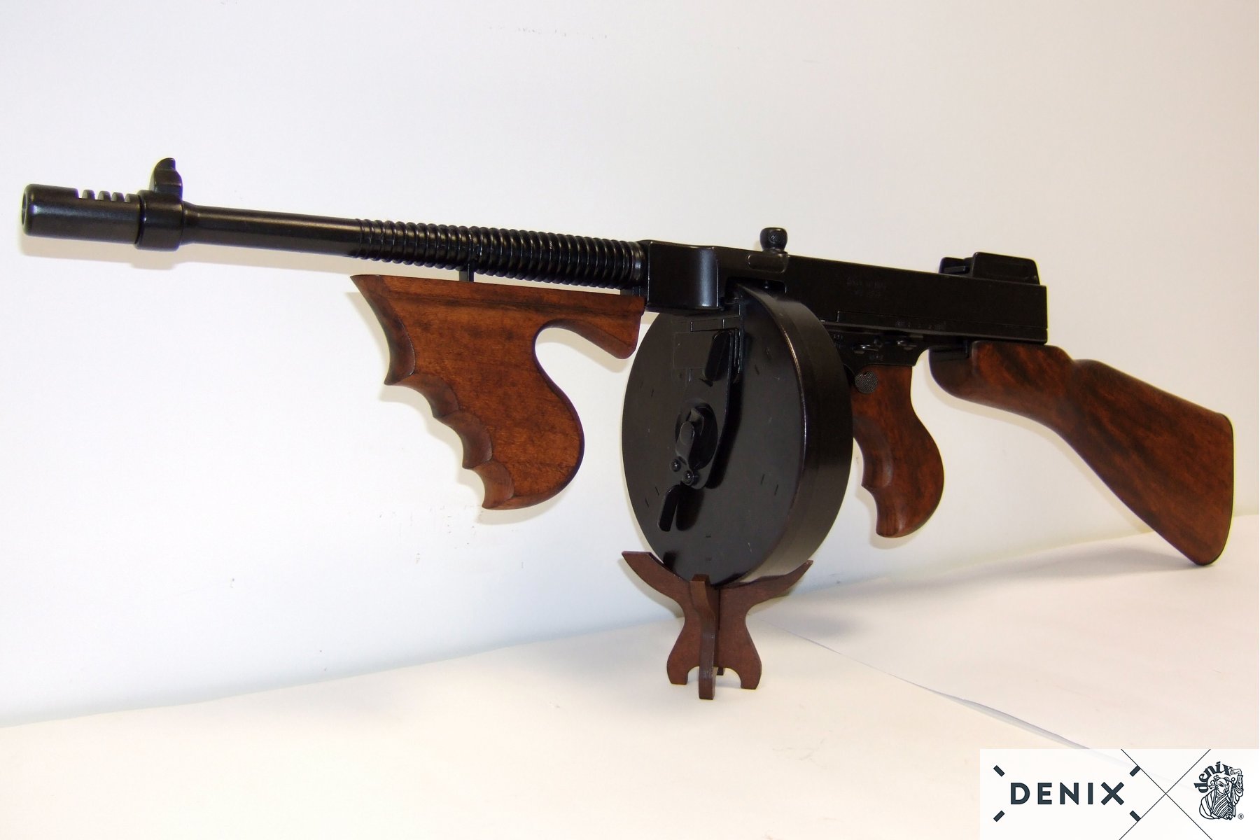 M1928 submachine gun, USA 1918 (1092) - Submachine gun - World War I ...